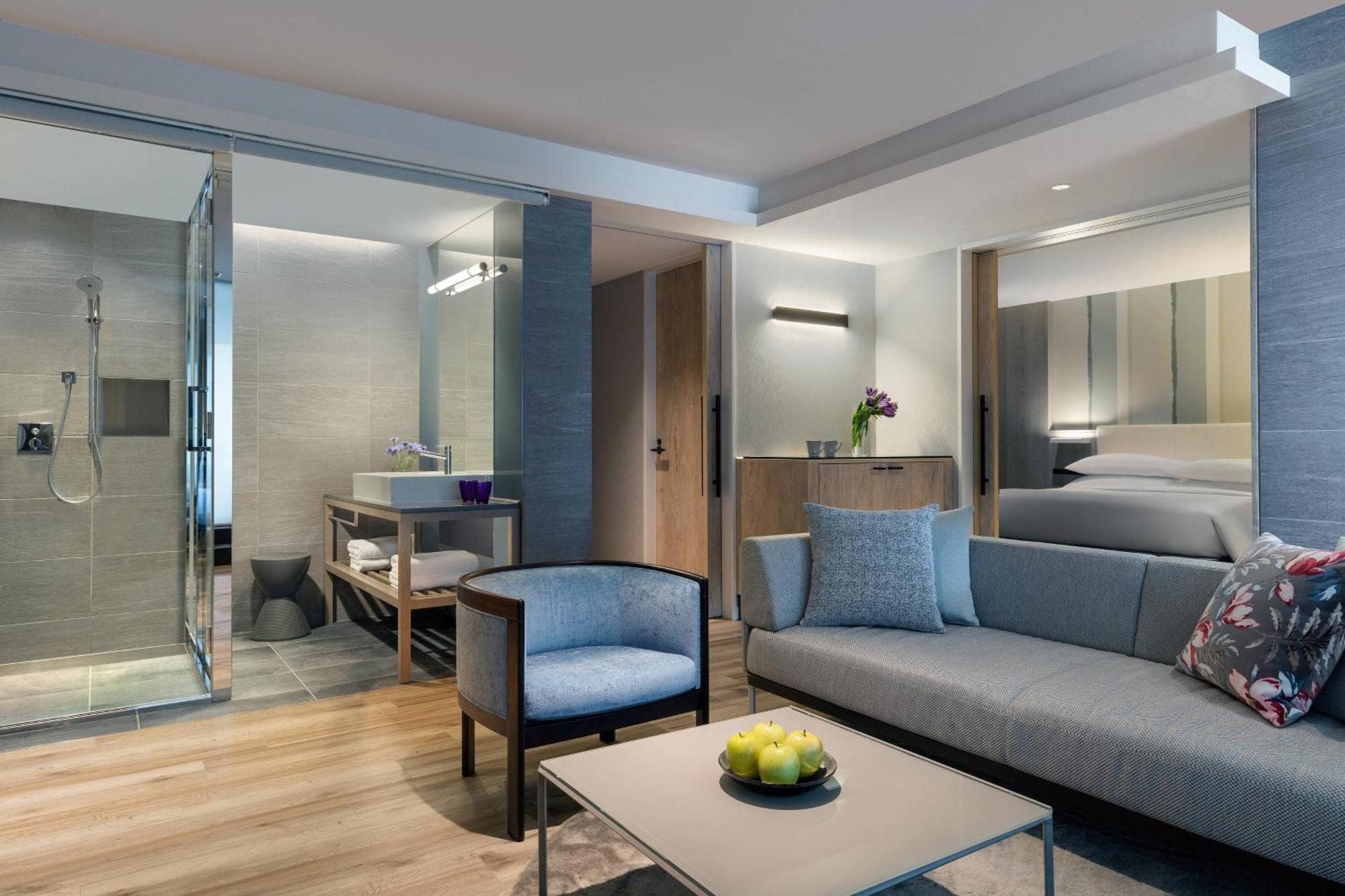 Lake Biwa Marriott Hotel Moriyama Екстериор снимка